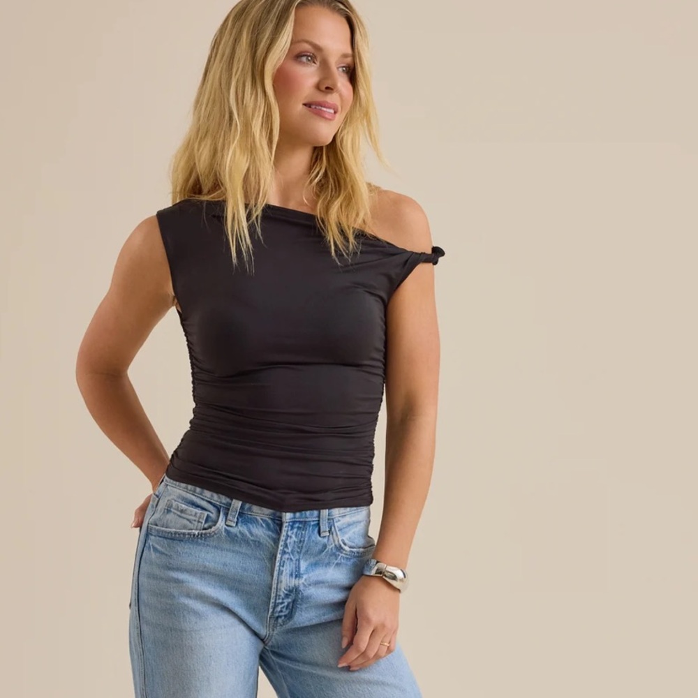 Twisted -Shoulder Ruched Women's Top